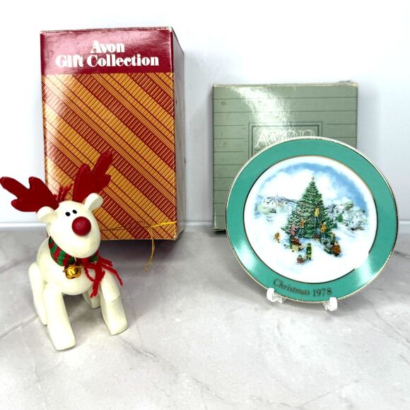 LOT Vintage AVON Christmas Reindeer Ornament and Miniature Plate w/Stand - Picture 1 of 5